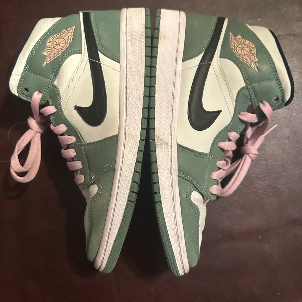 Nike Jordan - Picture 5 of 8